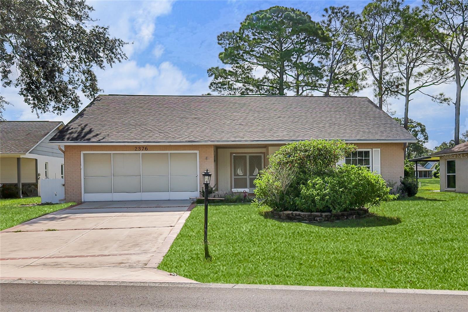 2376 Bent Pine Ct Property Photo 2