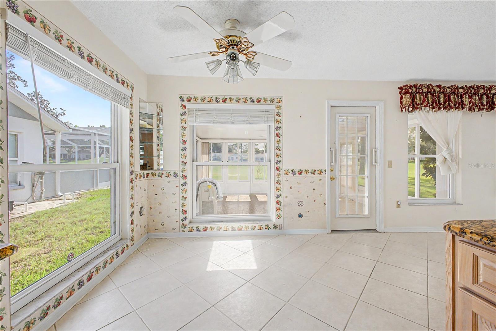 2376 Bent Pine Ct Property Photo 28