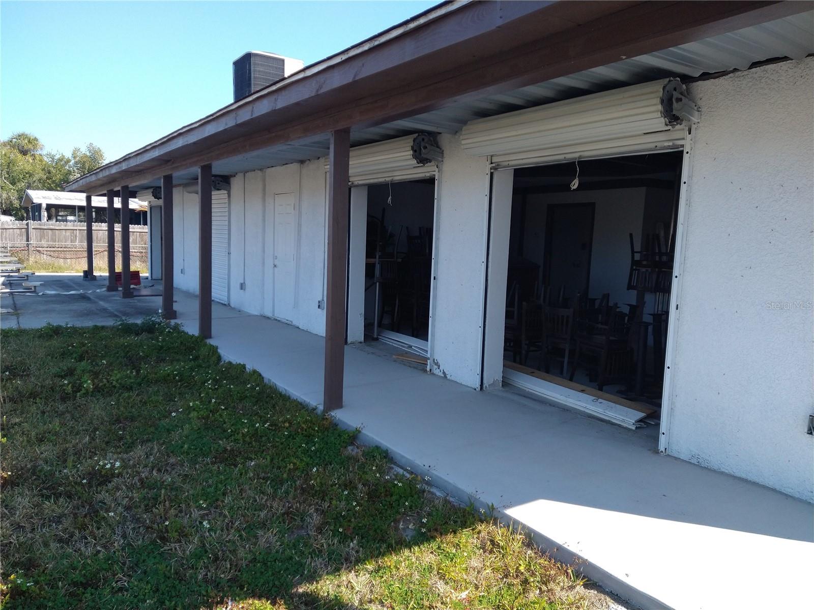 13923 Old Dixie Hwy Property Photo 13