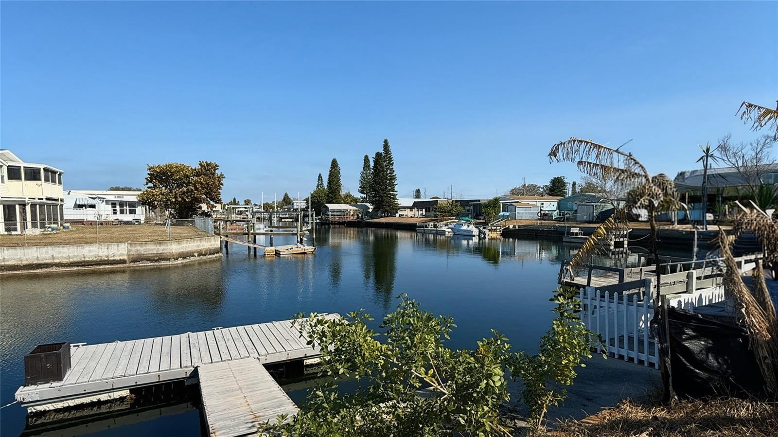 6411 Tower Dr Property Photo 2