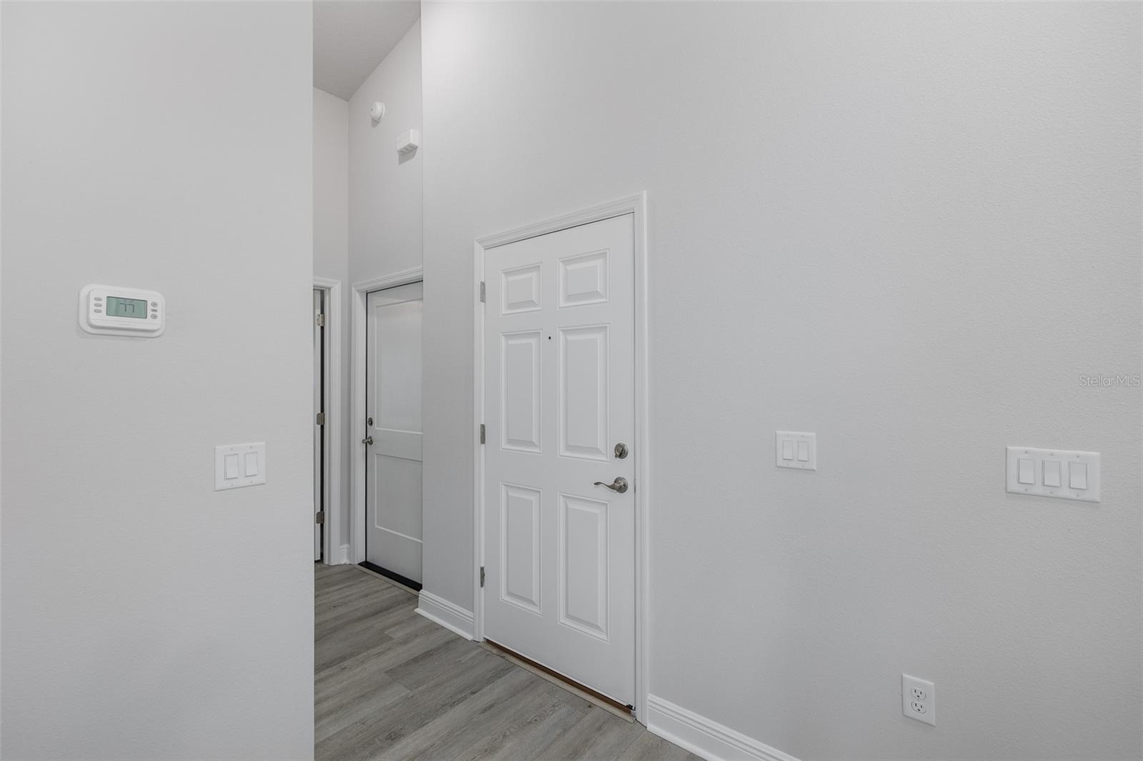 5422 Charles St Property Photo 7