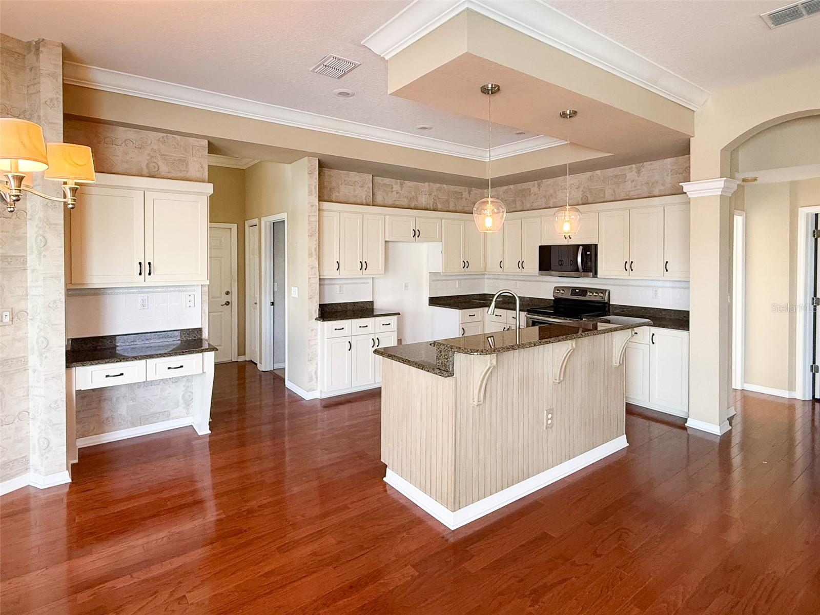 8506 Coral Creek Loop Property Photo 19