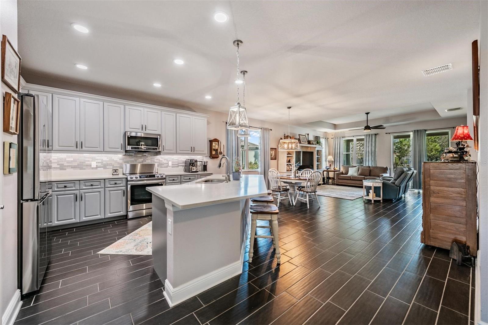 3920 Night Star Trl Property Photo 3