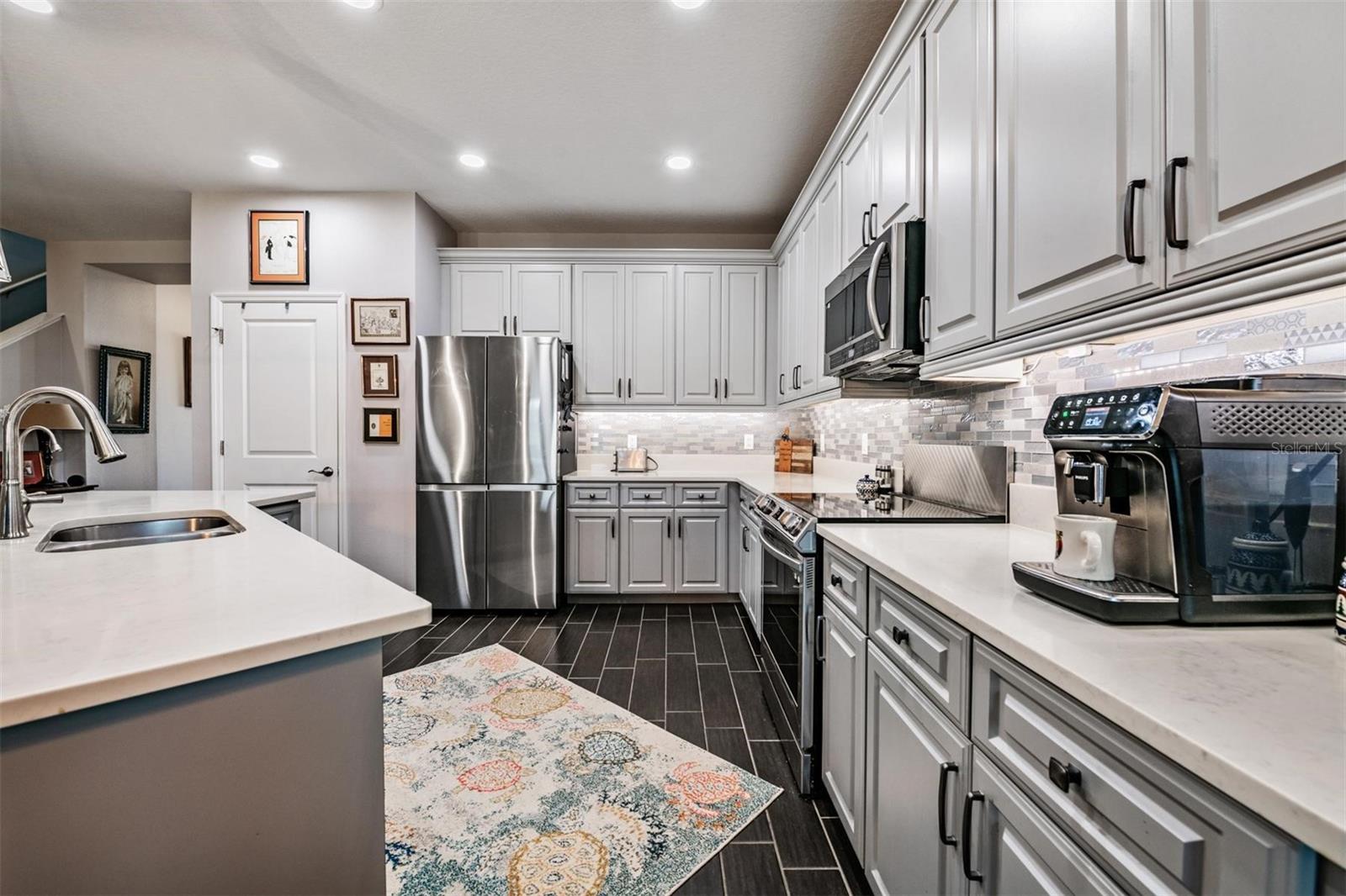 3920 Night Star Trl Property Photo 5