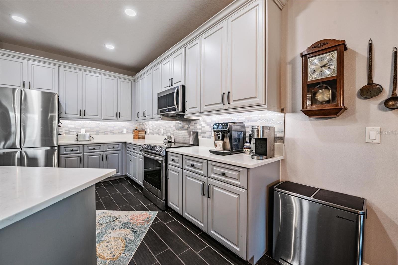 3920 Night Star Trl Property Photo 9