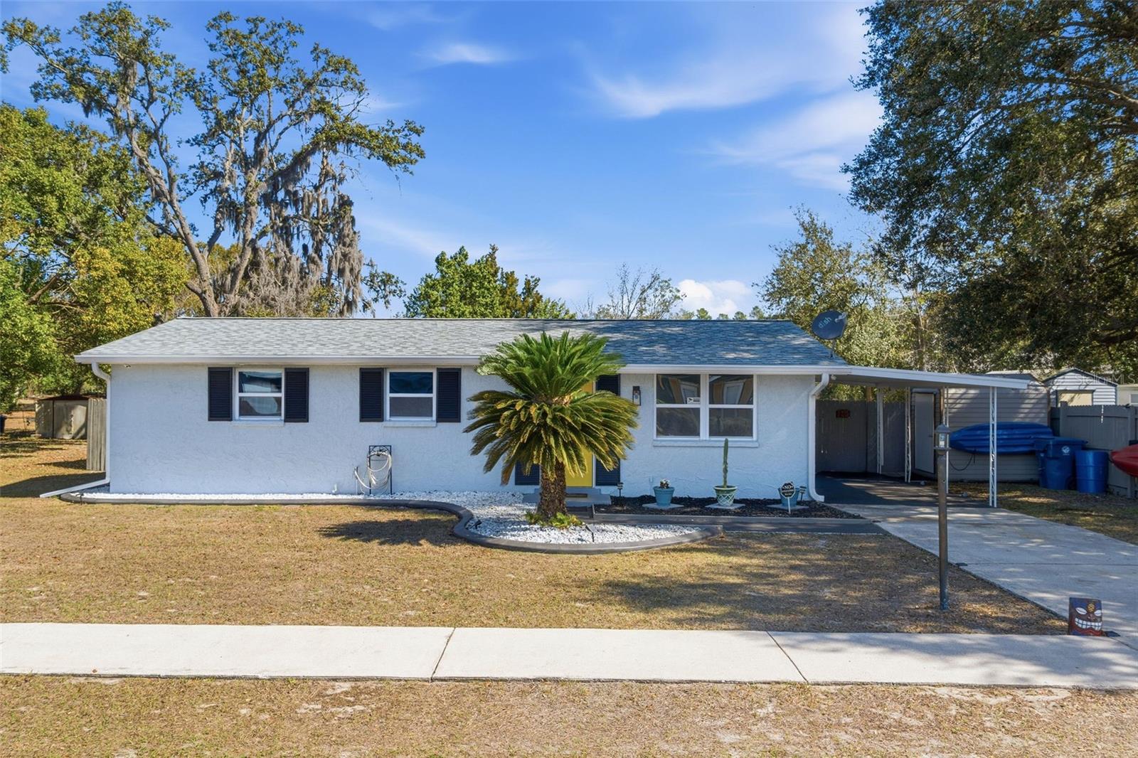 9381 Rosa St Property Photo 1