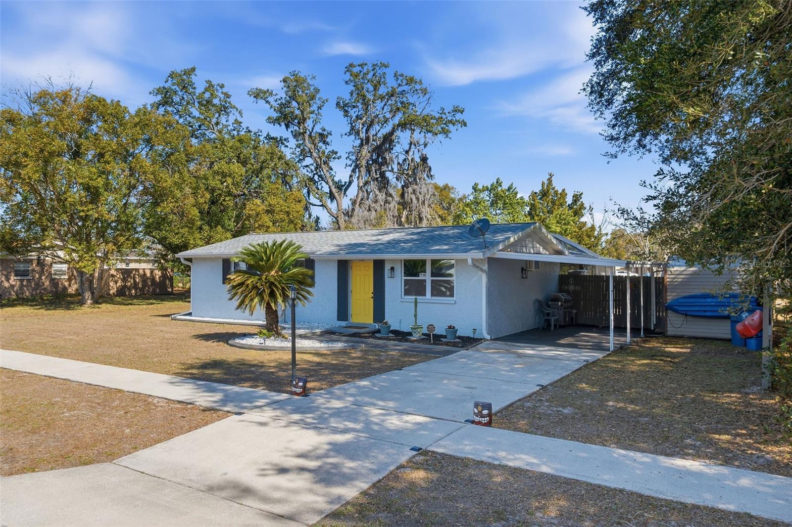 9381 Rosa St Property Photo 2