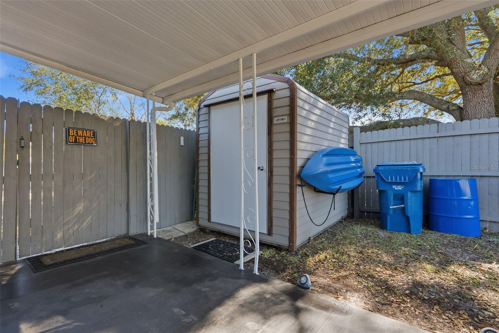 9381 Rosa St Property Photo 21