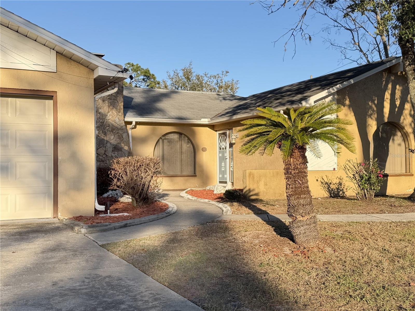 1382 Valiant Ave Property Photo 4
