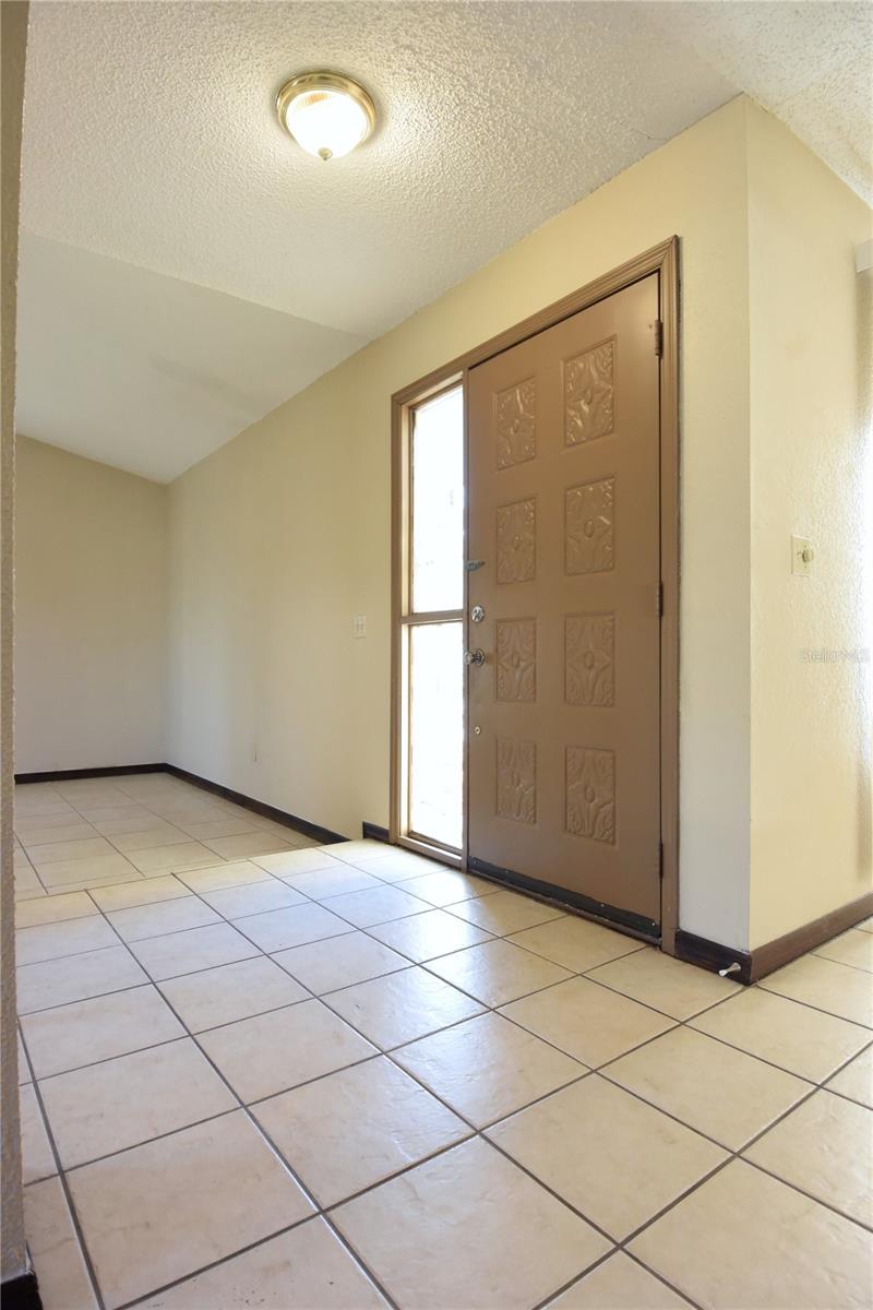 1382 Valiant Ave Property Photo 6