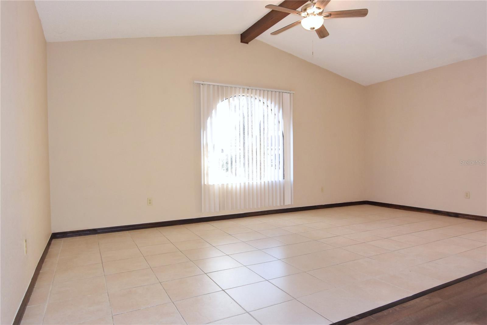 1382 Valiant Ave Property Photo 8