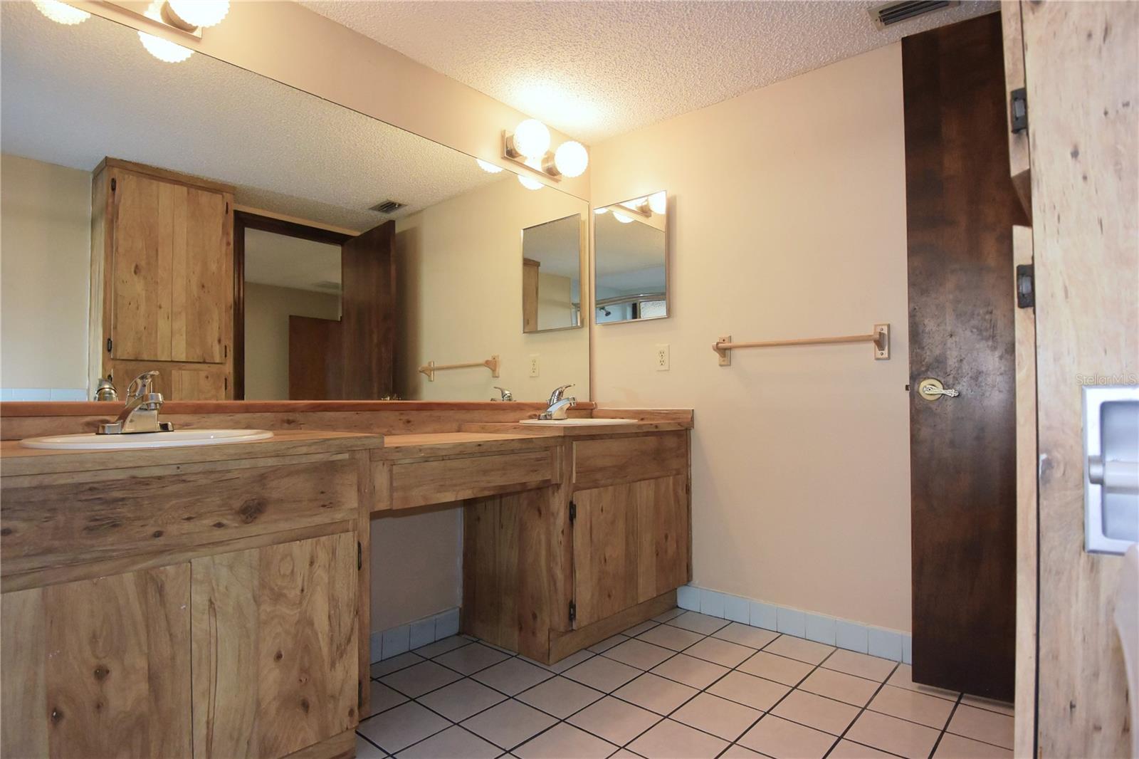 1382 Valiant Ave Property Photo 31