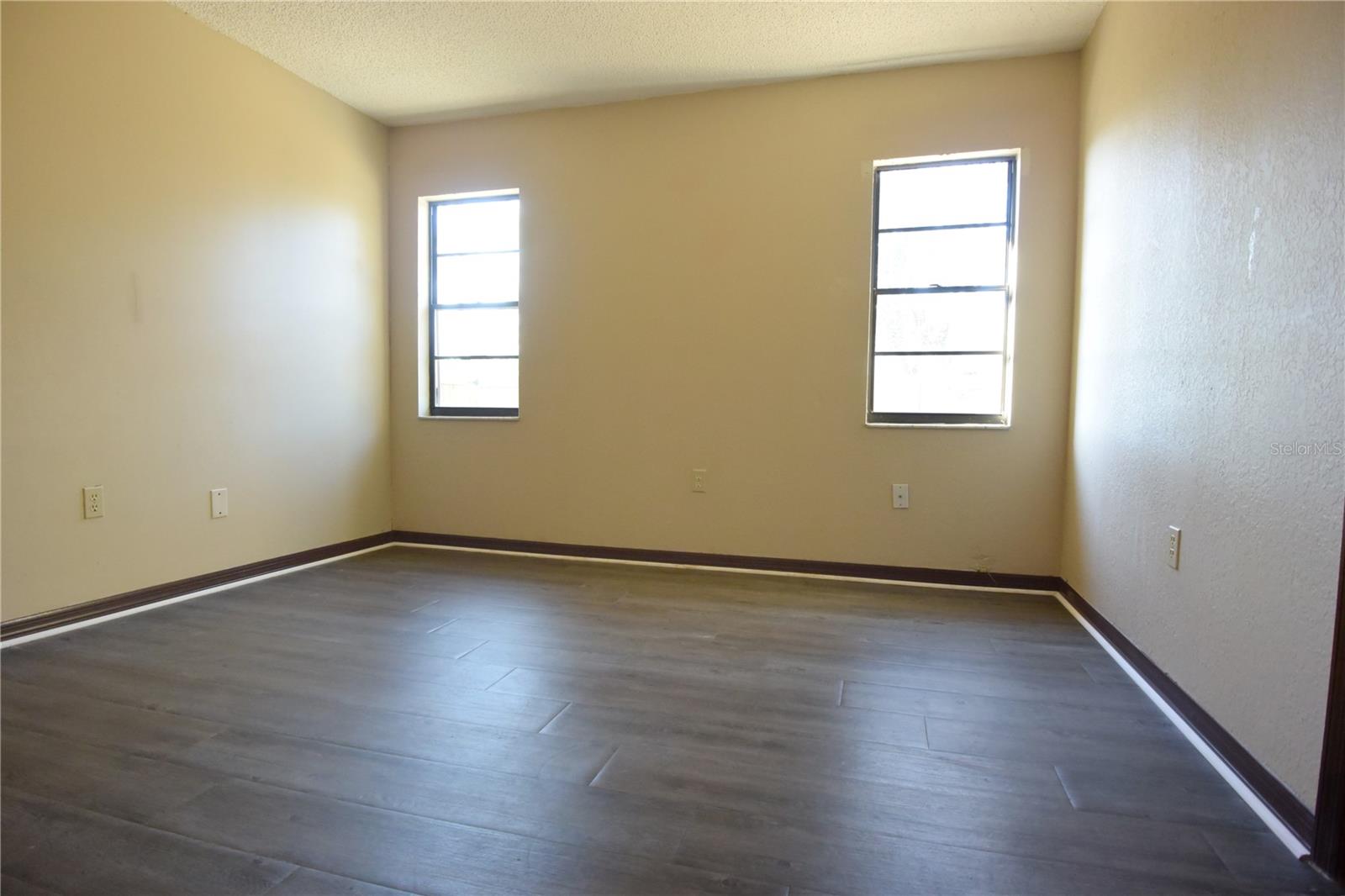 1382 Valiant Ave Property Photo 34