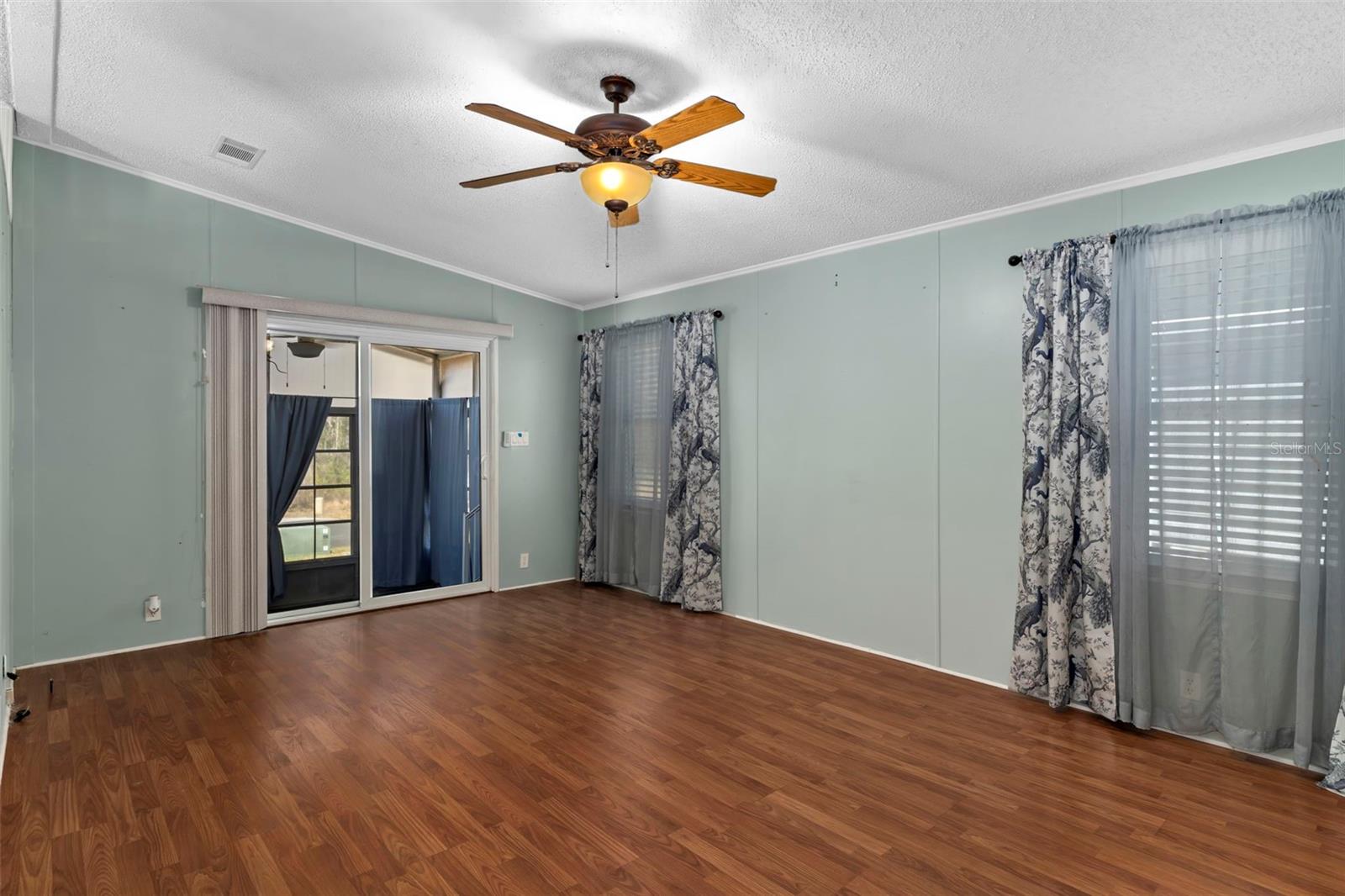 2805 Kingswood Cir Property Photo 8