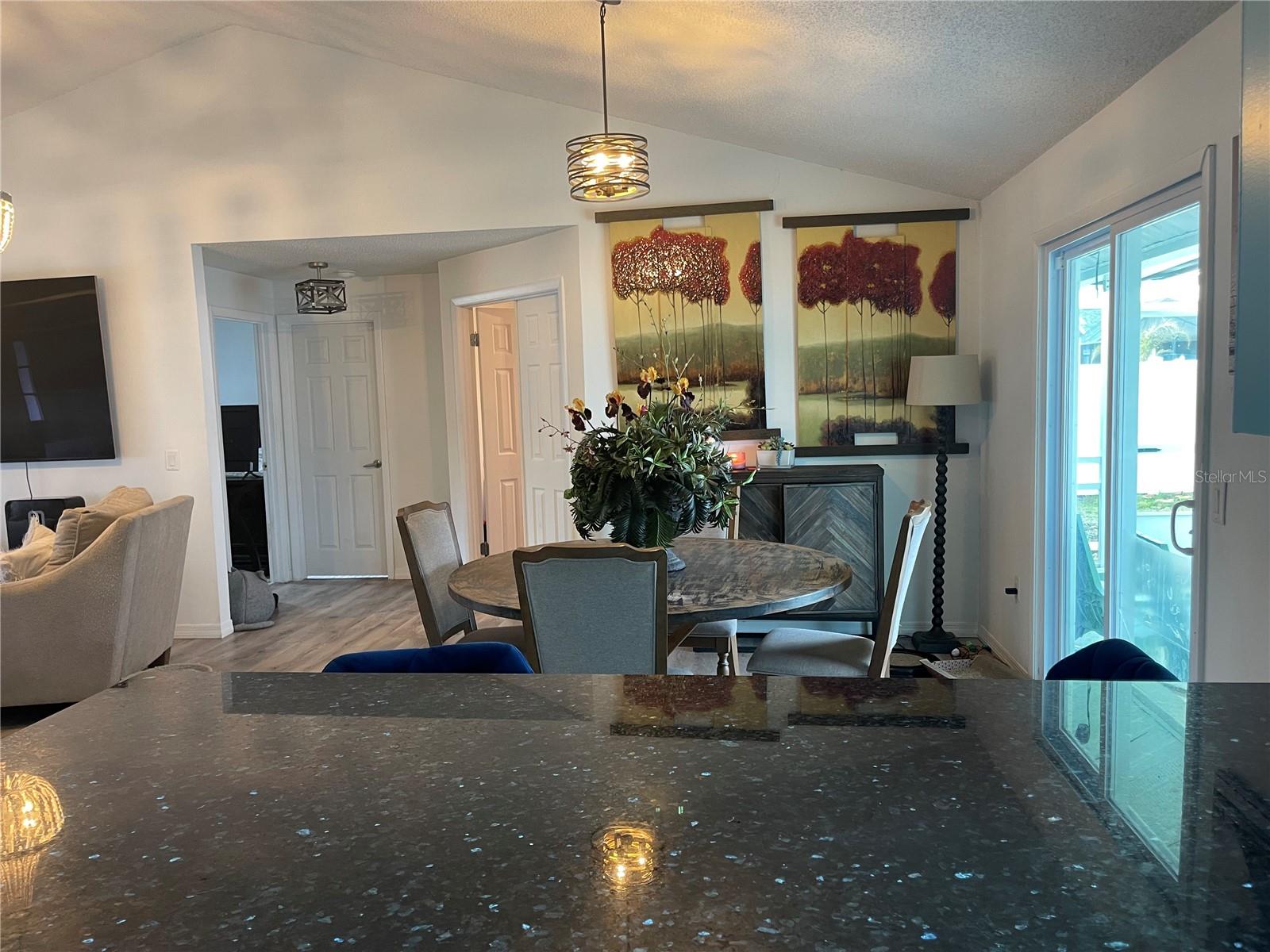 15499 Arvin Dr Property Photo 20