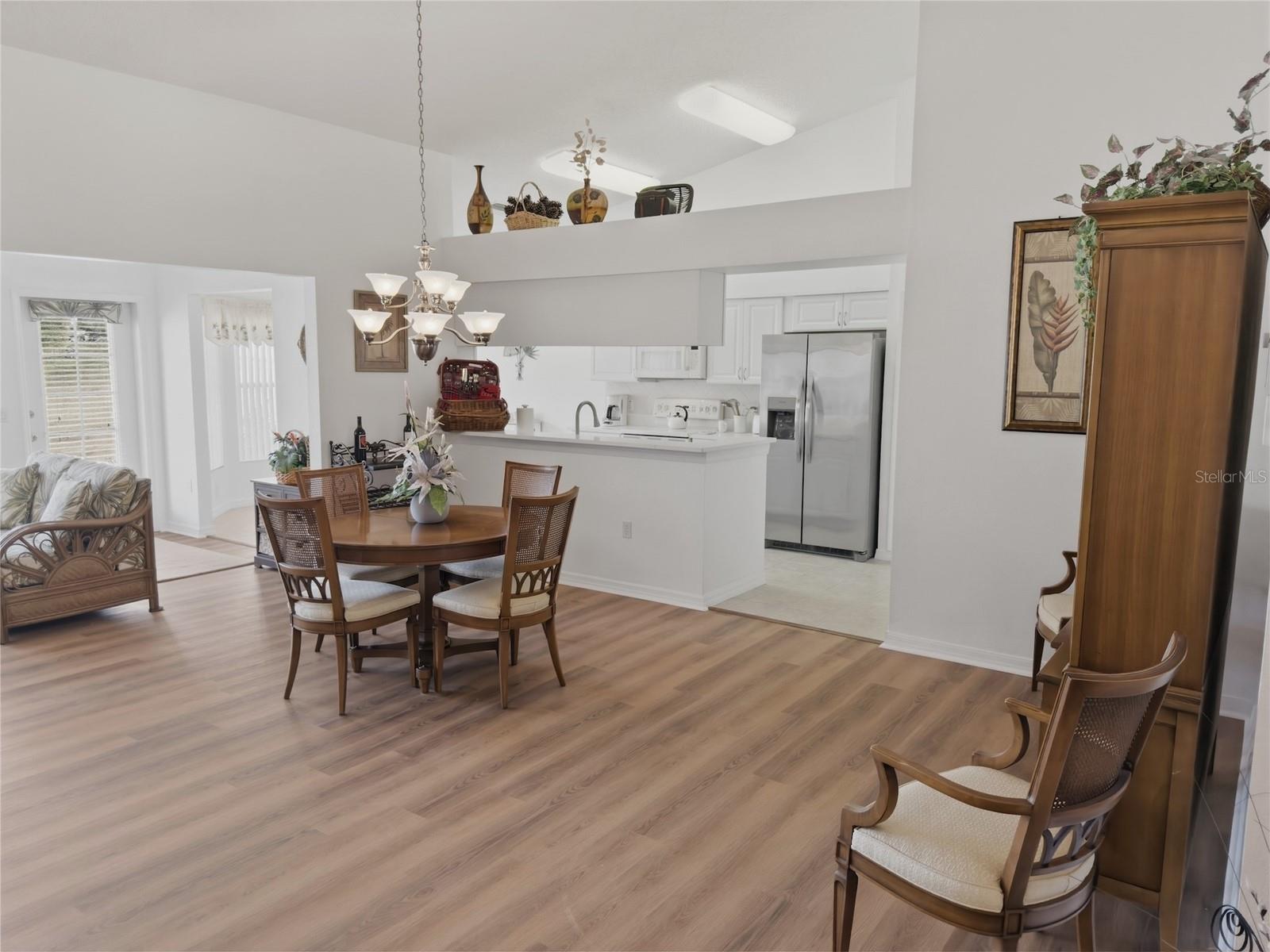 11131 Hollander Ave Property Photo 10