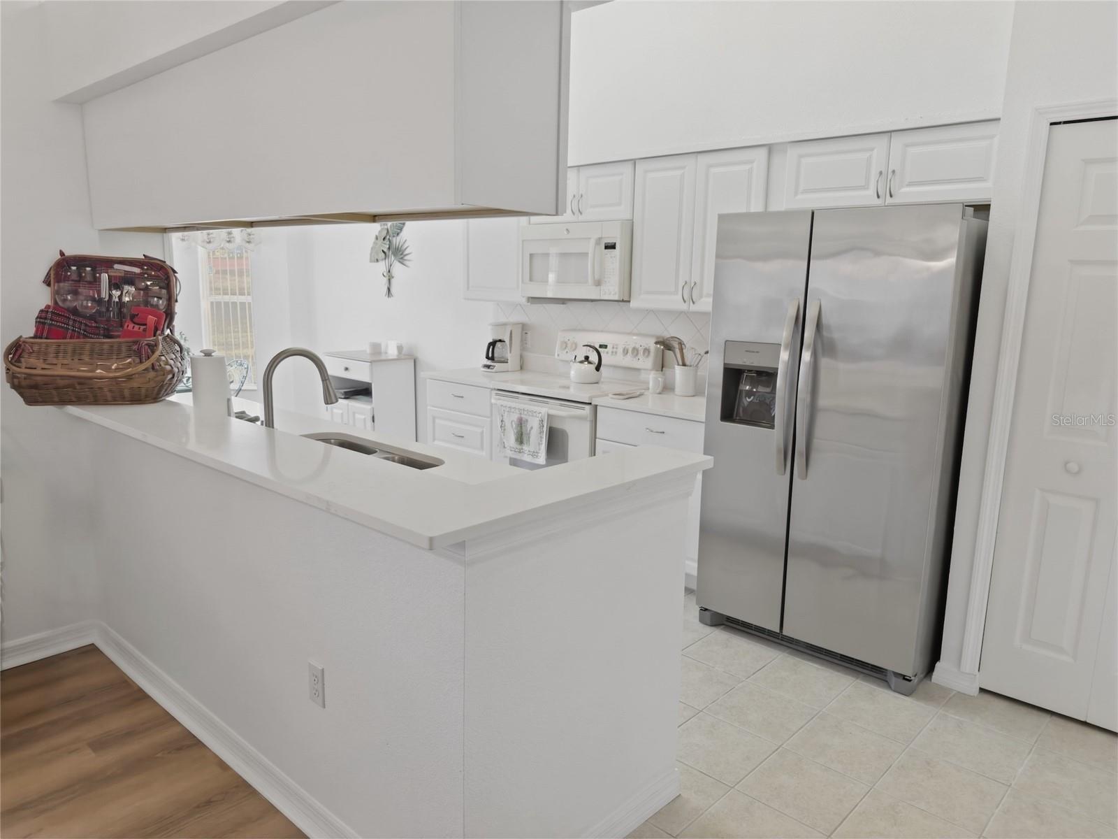 11131 Hollander Ave Property Photo 17