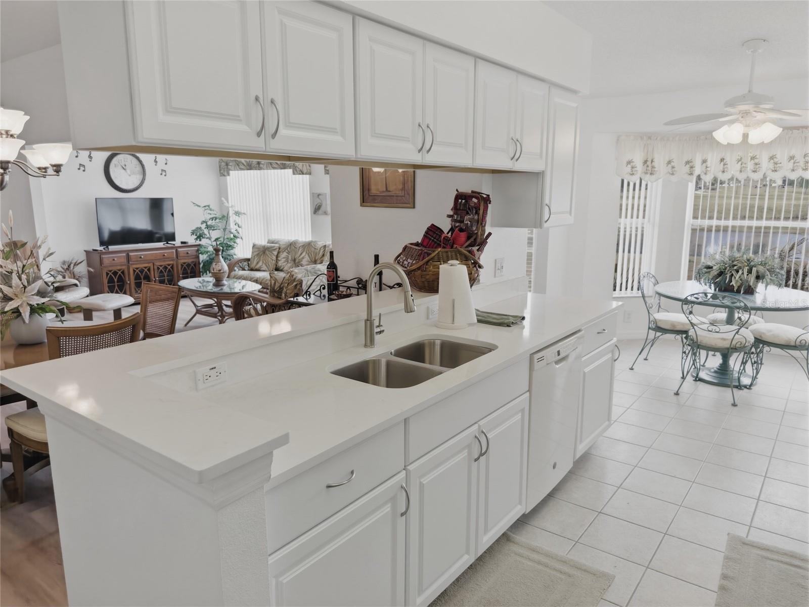 11131 Hollander Ave Property Photo 19