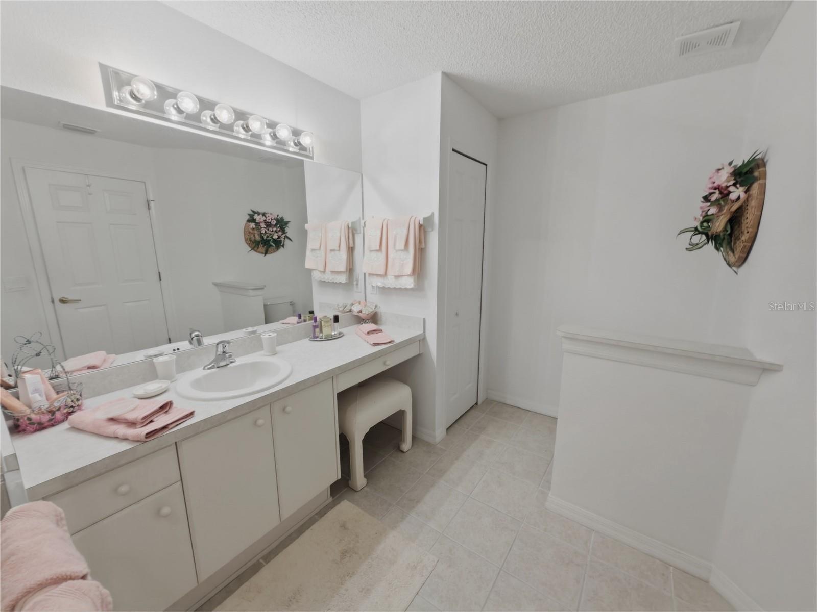 11131 Hollander Ave Property Photo 33
