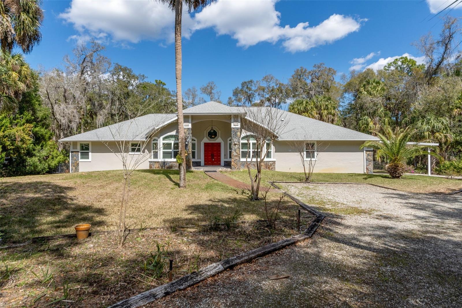 35 Captains Cove Rd Property Photo 1