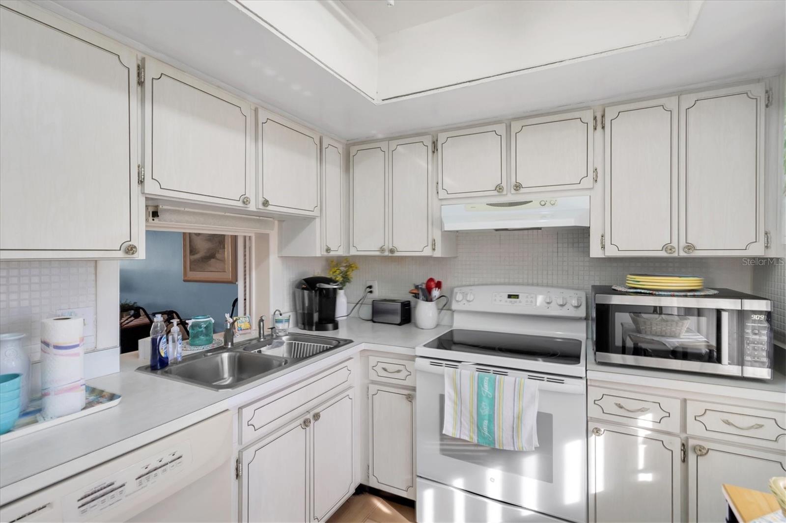 1701 Pinehurst Rd #6a Property Photo 8