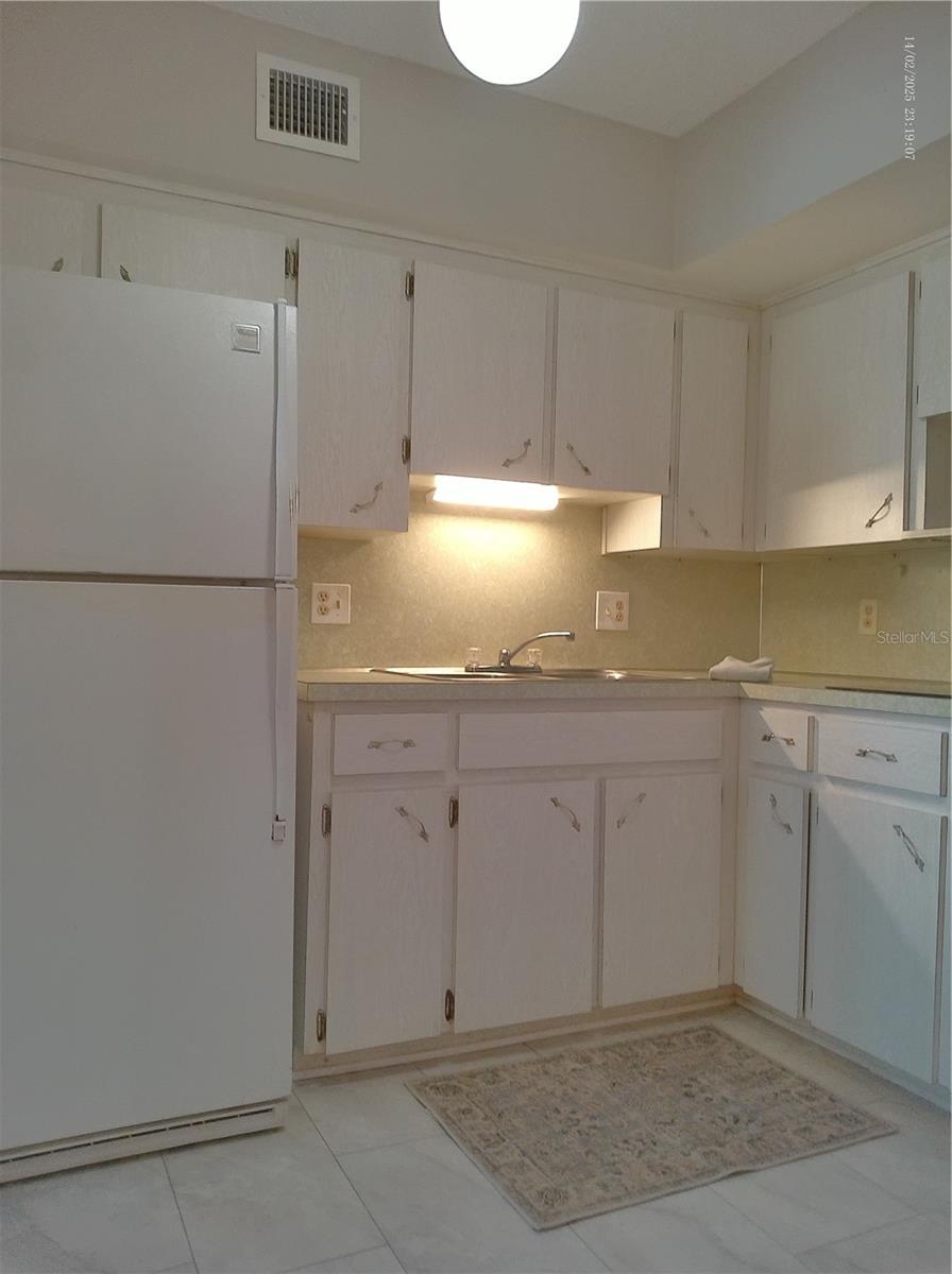 2456 Ecuadorian Way #38 Property Photo 17