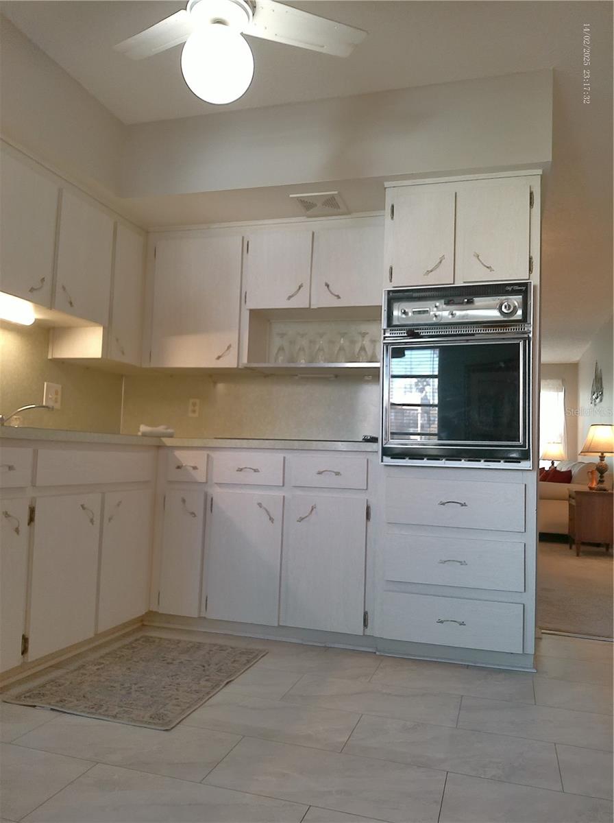 2456 Ecuadorian Way #38 Property Photo 18
