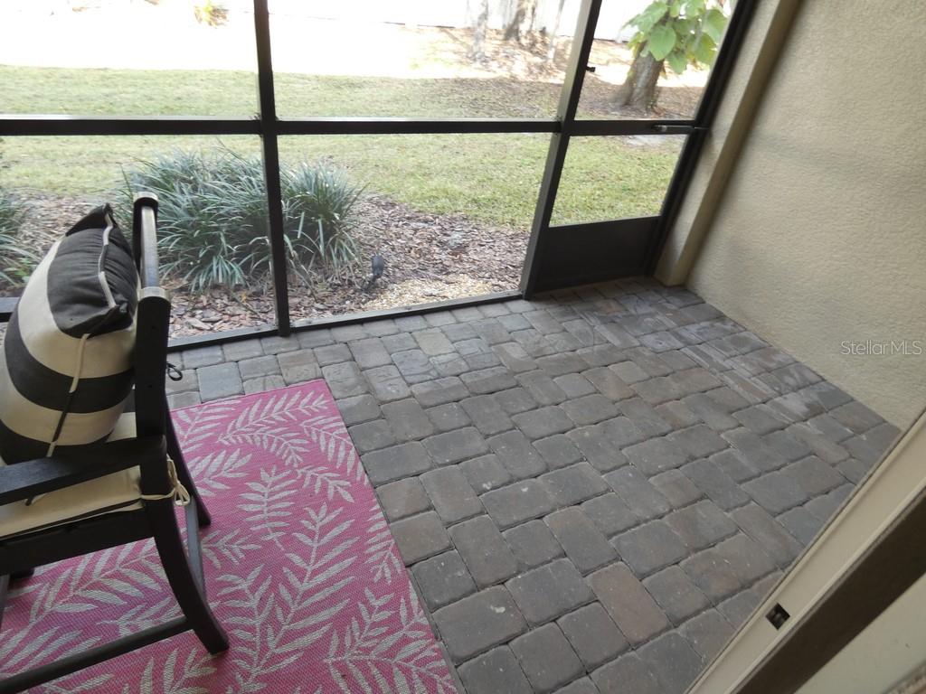 1505 Sunset Wind Loop Property Photo 18
