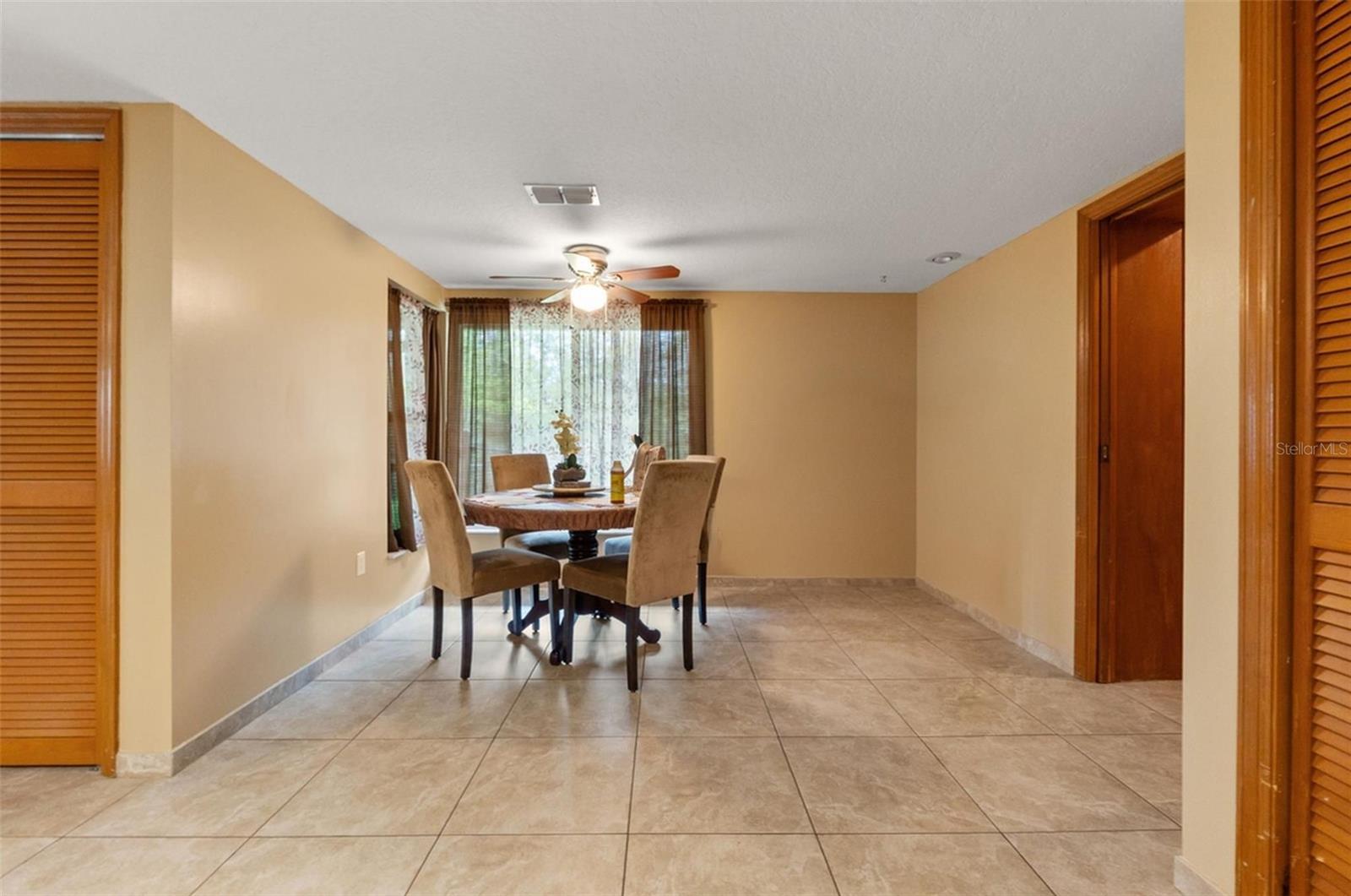1357 Dinsmore Ct Property Photo 35