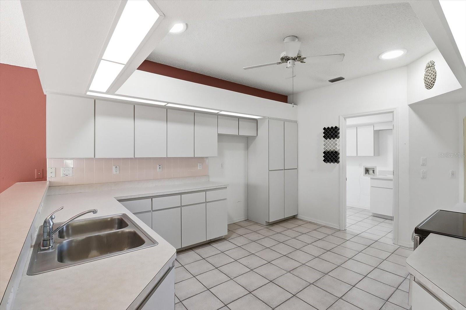 9240 Butler Blvd Property Photo 19
