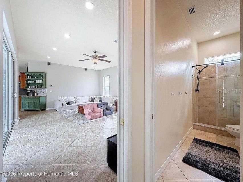 12124 Squeeze Ave Property Photo 41