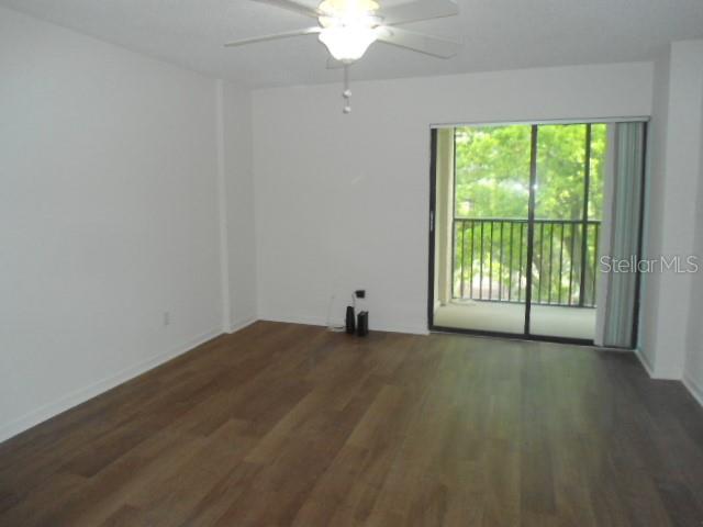 2800 Cove Cay Dr #4d Property Photo 8