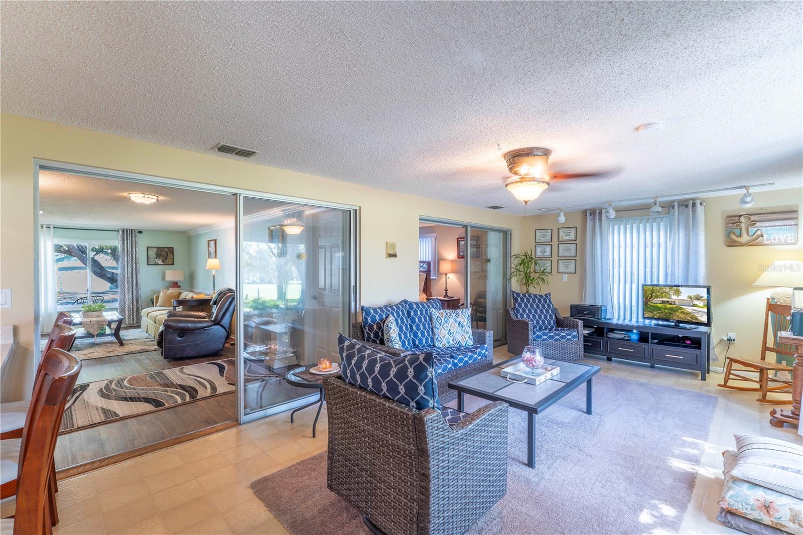 8210 Valley Stream Ln Property Photo 15