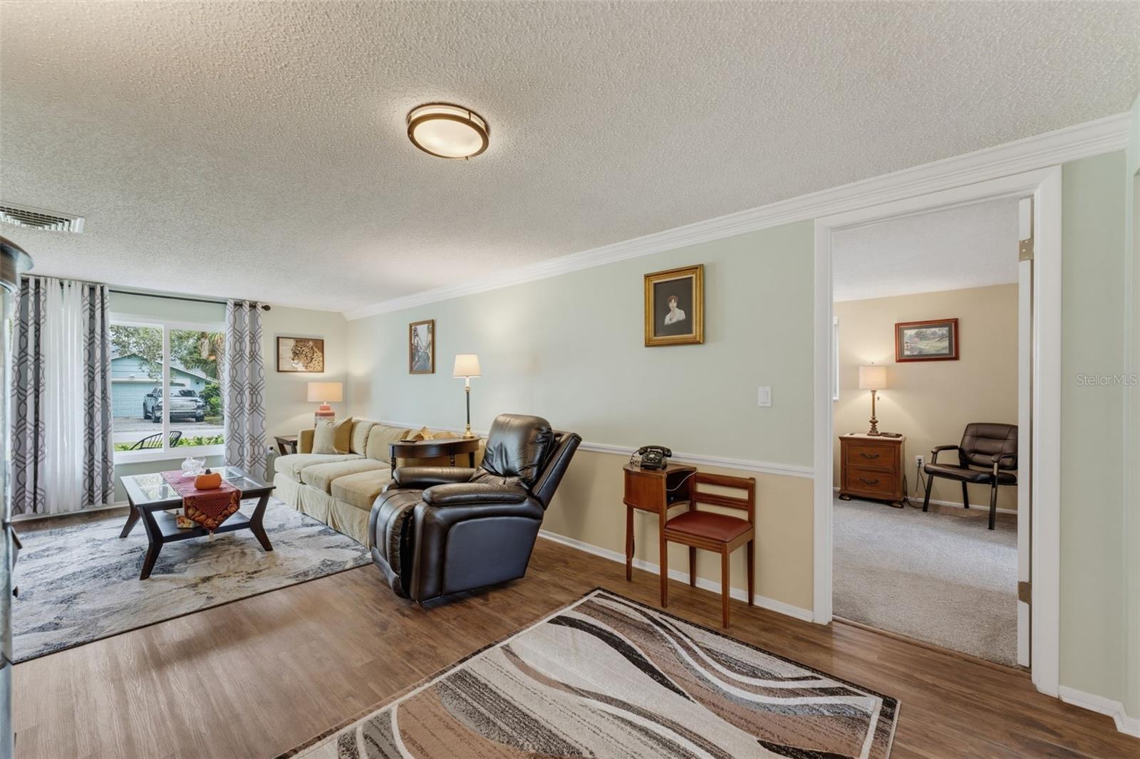 8210 Valley Stream Ln Property Photo 17
