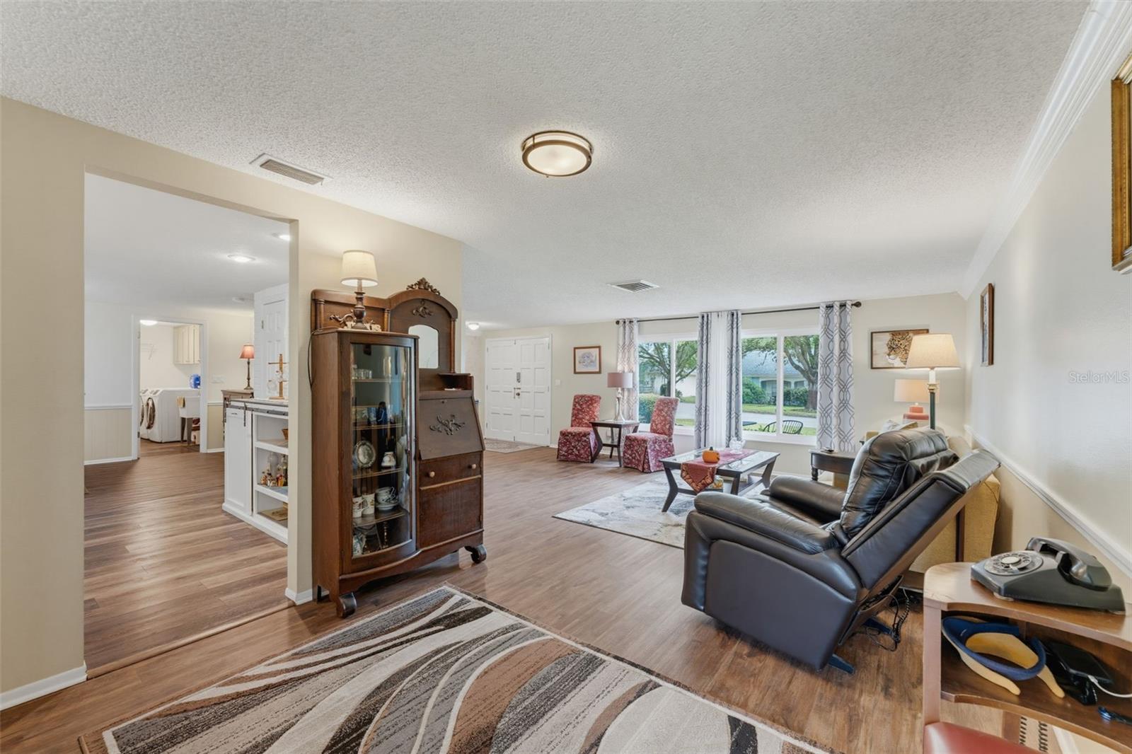 8210 Valley Stream Ln Property Photo 19