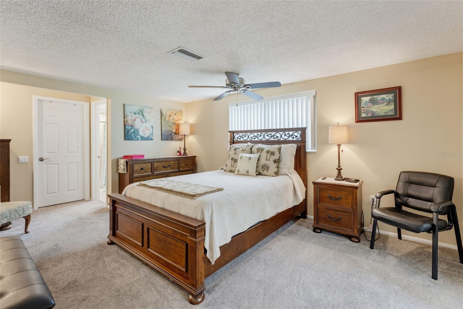 8210 Valley Stream Ln Property Photo 38