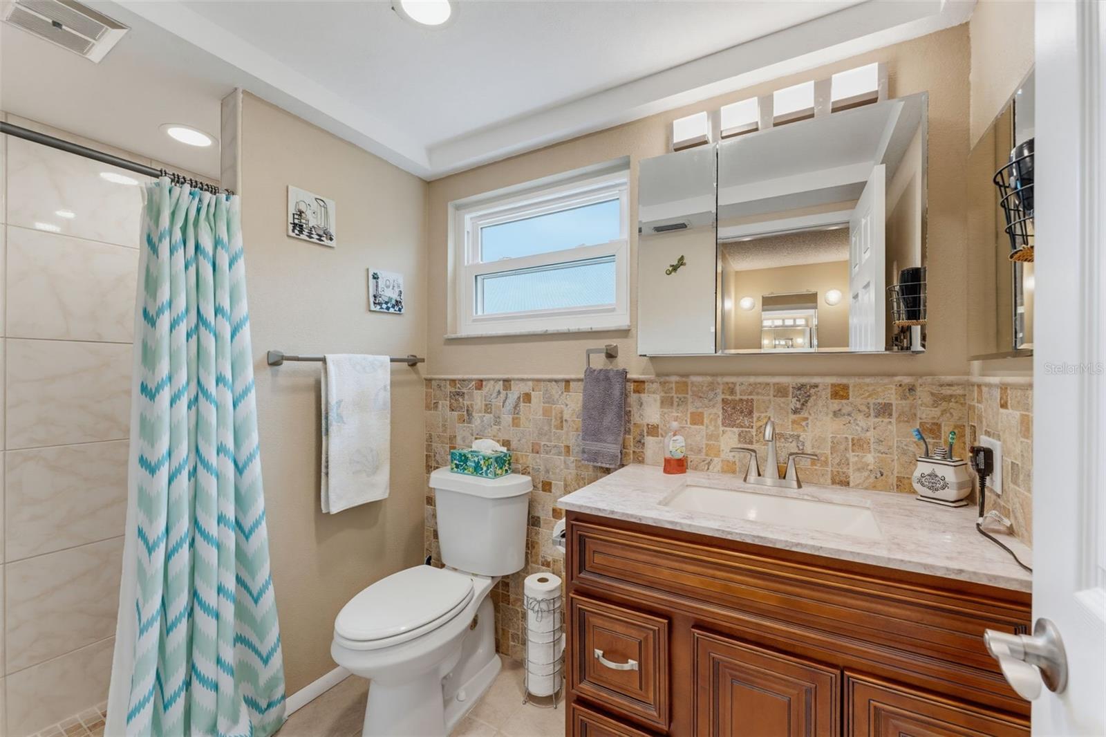 8210 Valley Stream Ln Property Photo 43