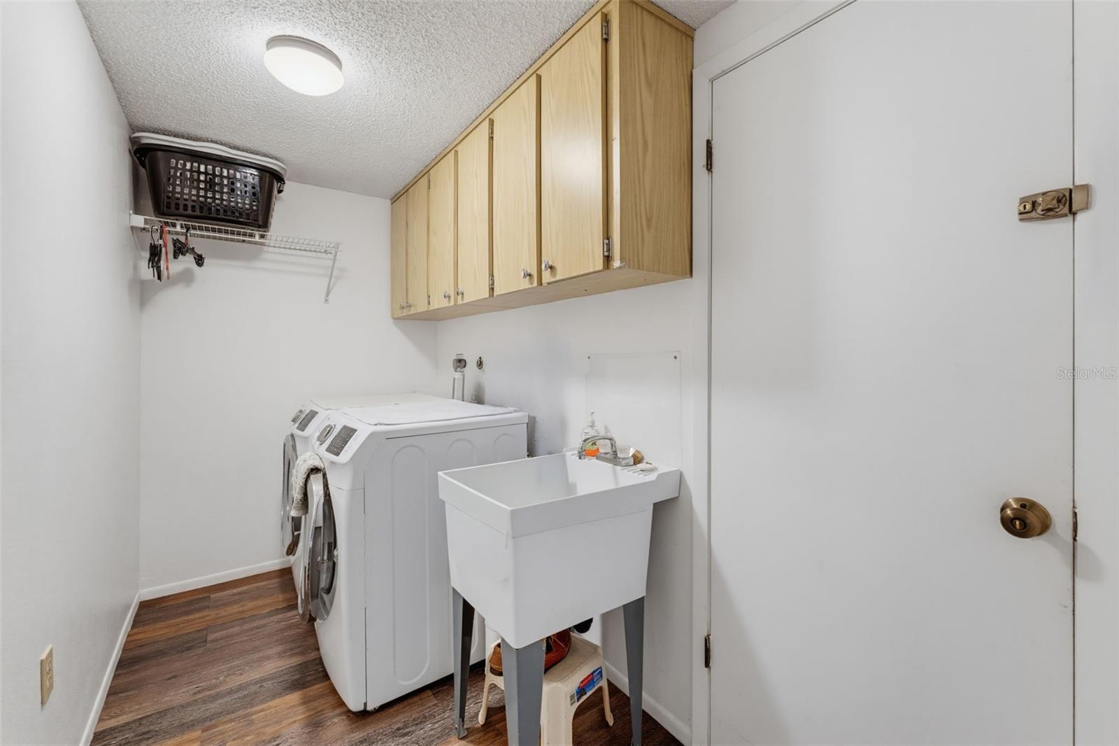8210 Valley Stream Ln Property Photo 55