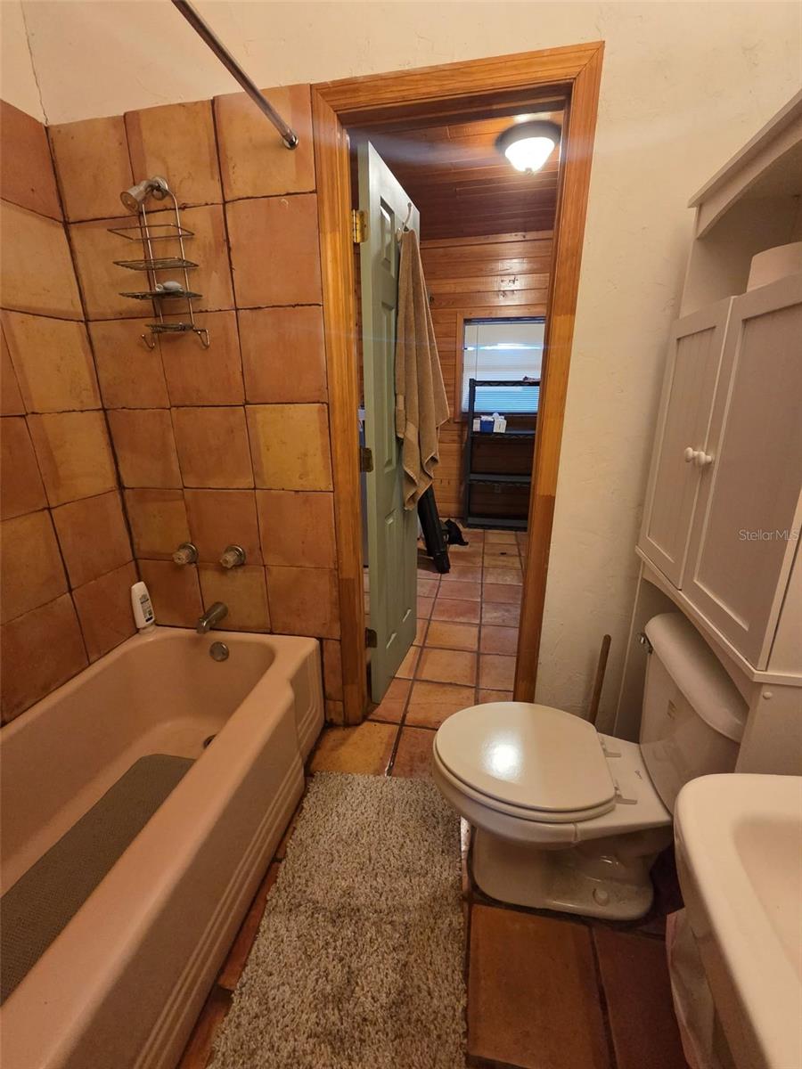 1106 Fox Hunter Rd Property Photo 13