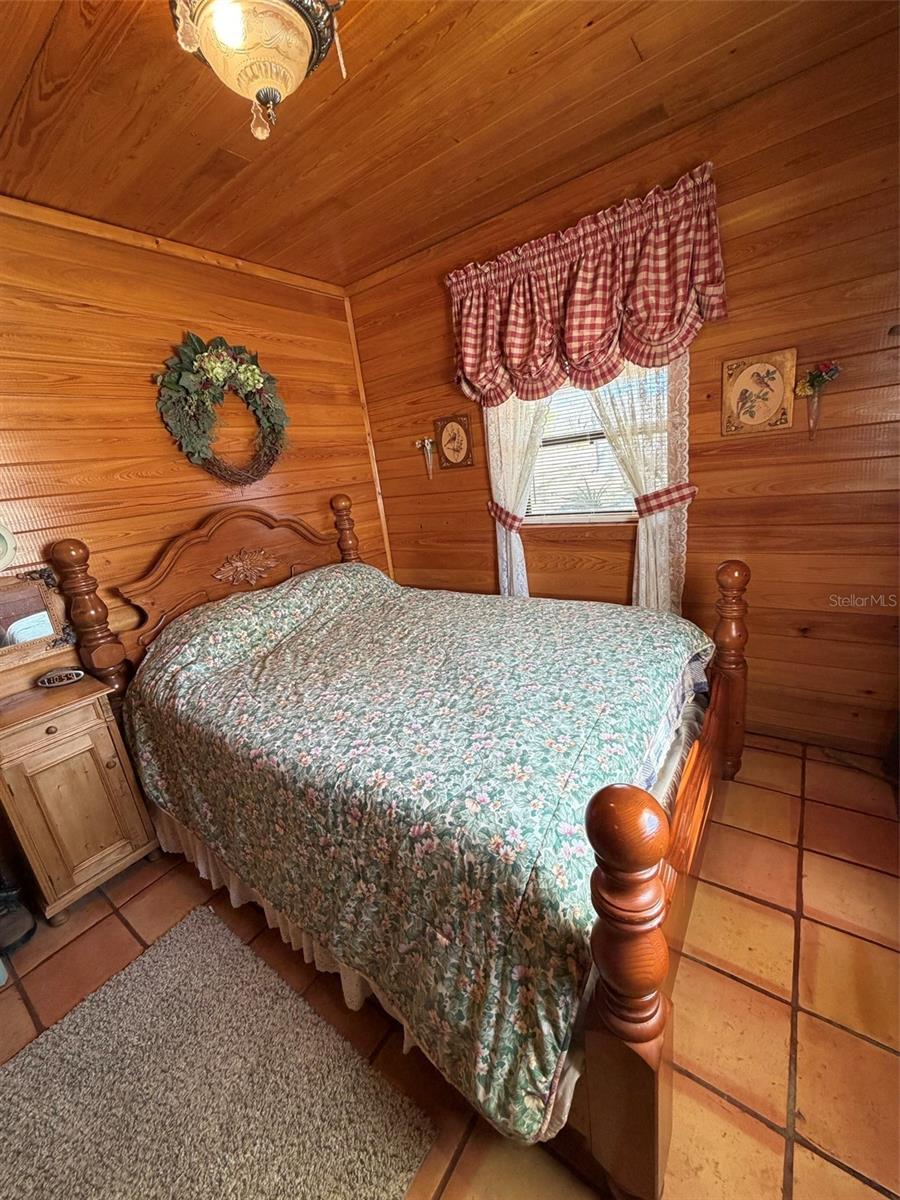 1106 Fox Hunter Rd Property Photo 20