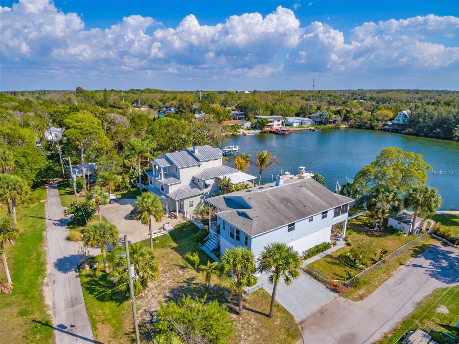 6810 Seaview Blvd Property Photo 5