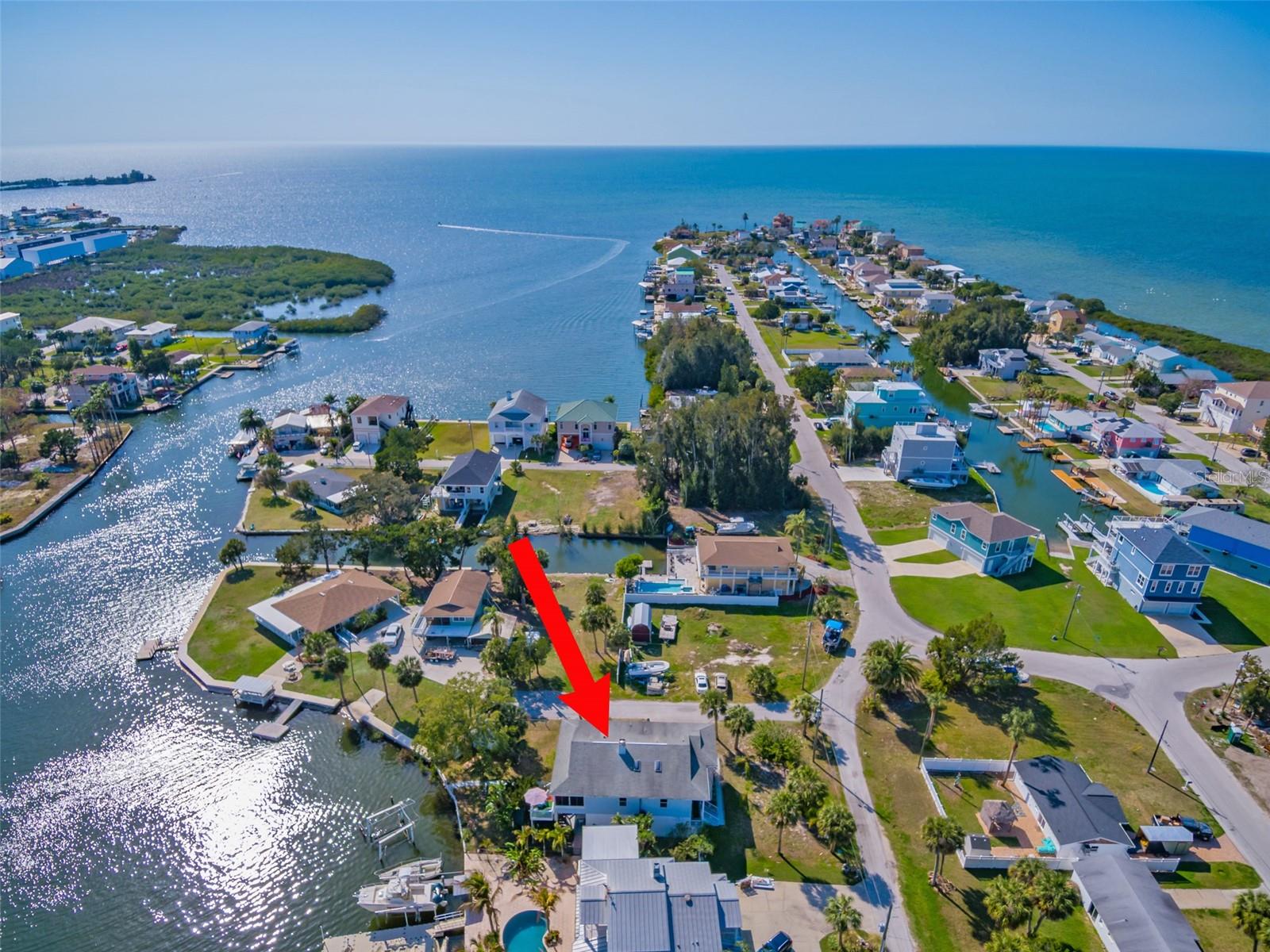 6810 Seaview Blvd Property Photo 6