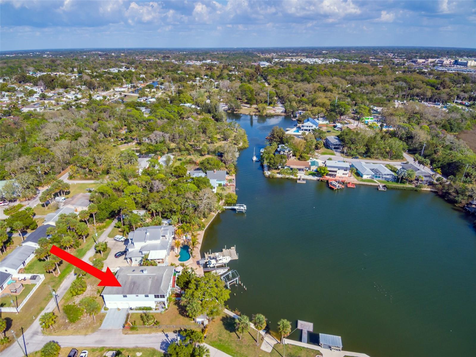 6810 Seaview Blvd Property Photo 7