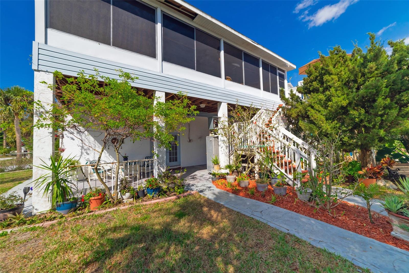 6810 Seaview Blvd Property Photo 15