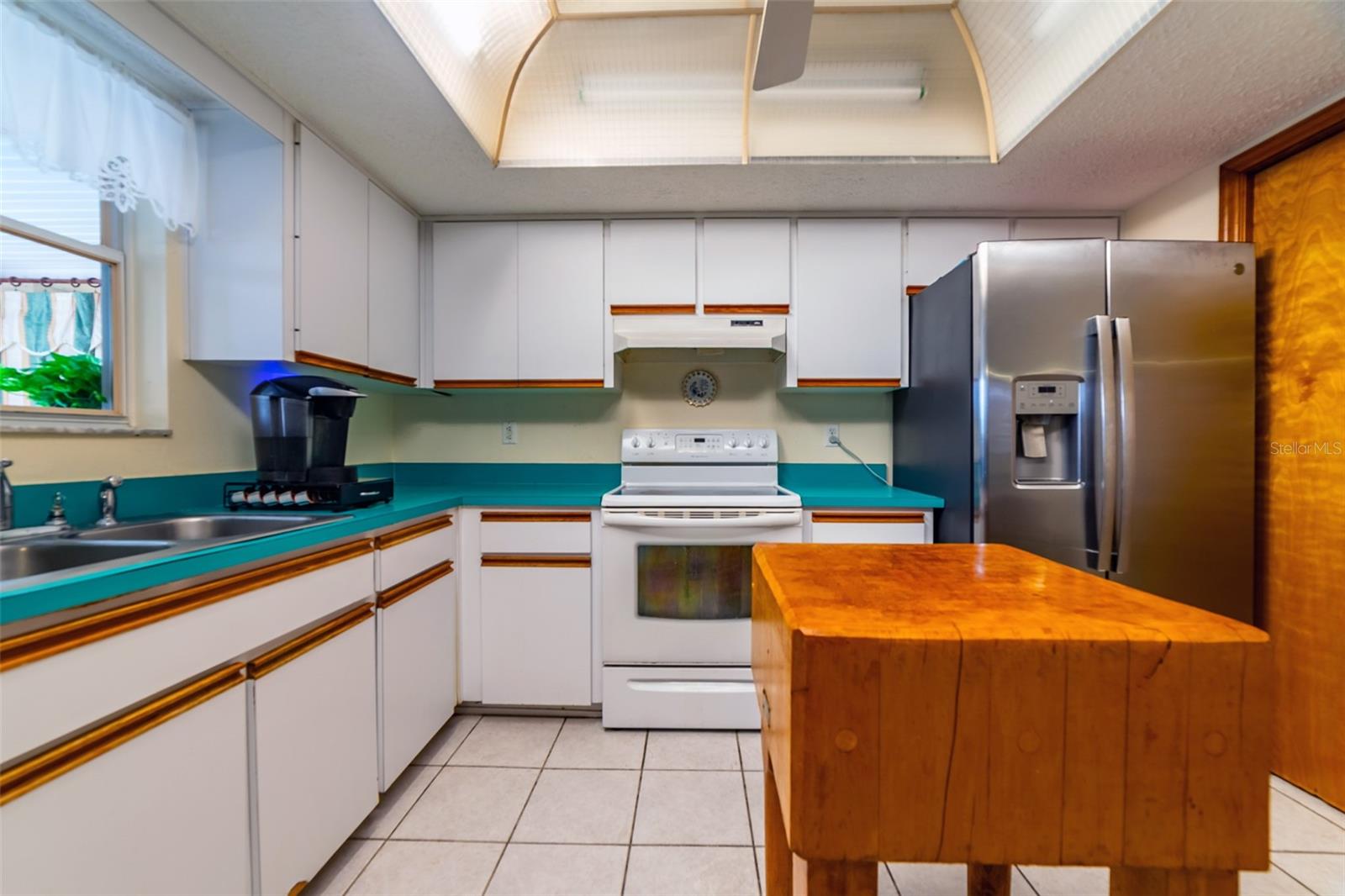 6810 Seaview Blvd Property Photo 29