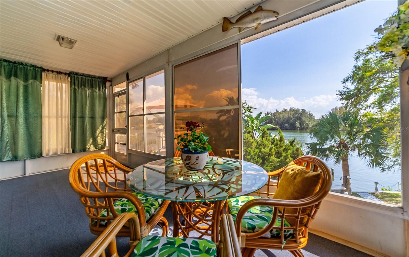 6810 Seaview Blvd Property Photo 39