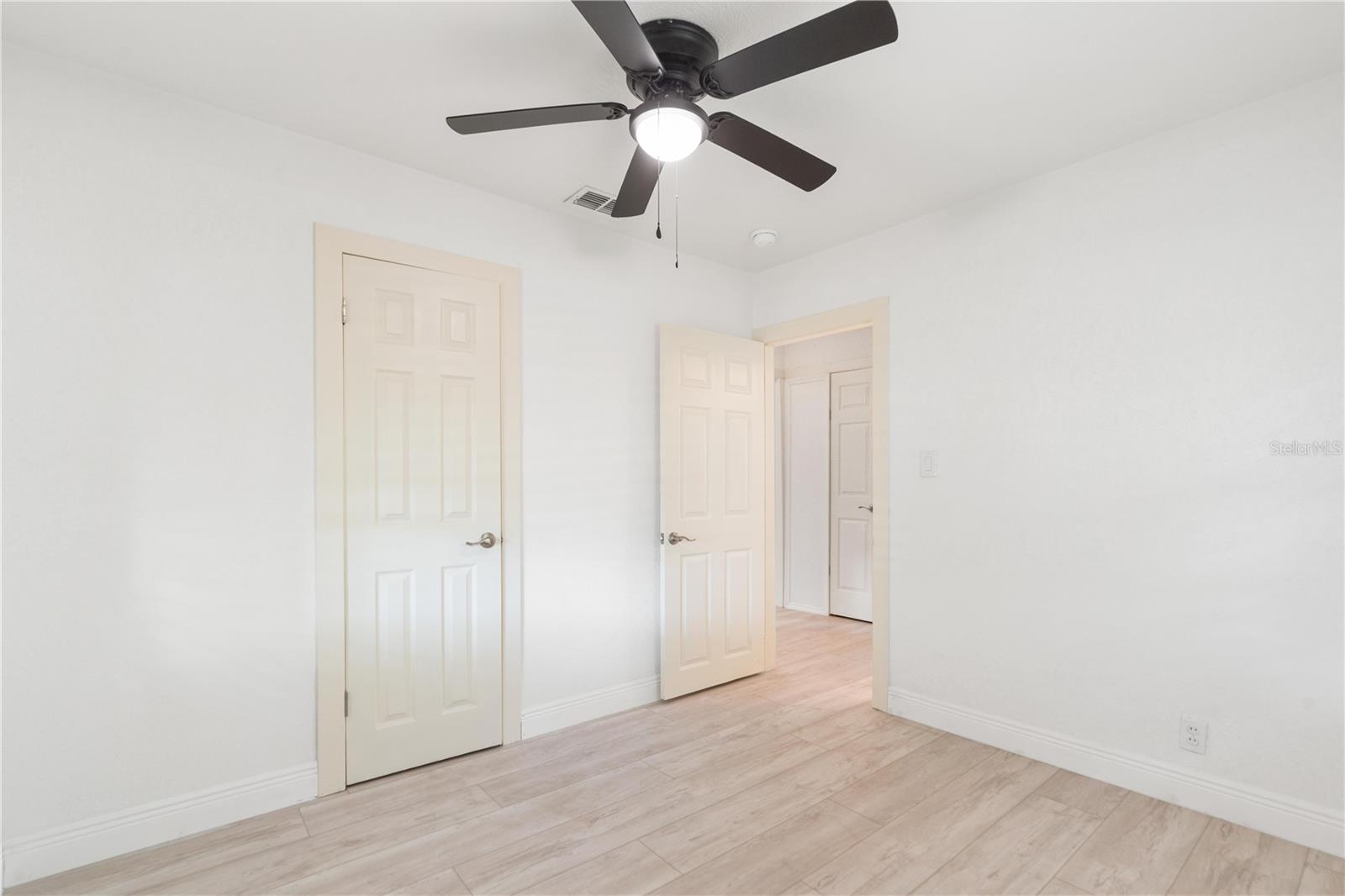 5822 River Rd Property Photo 49