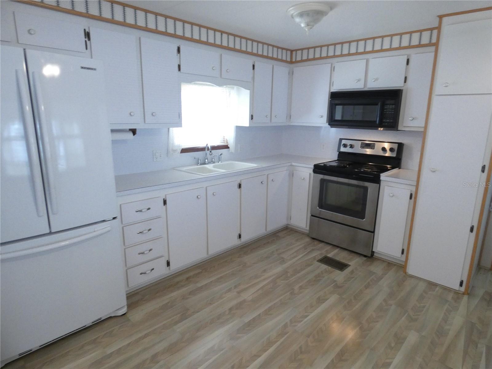 3608 Tiki Dr Property Photo 24