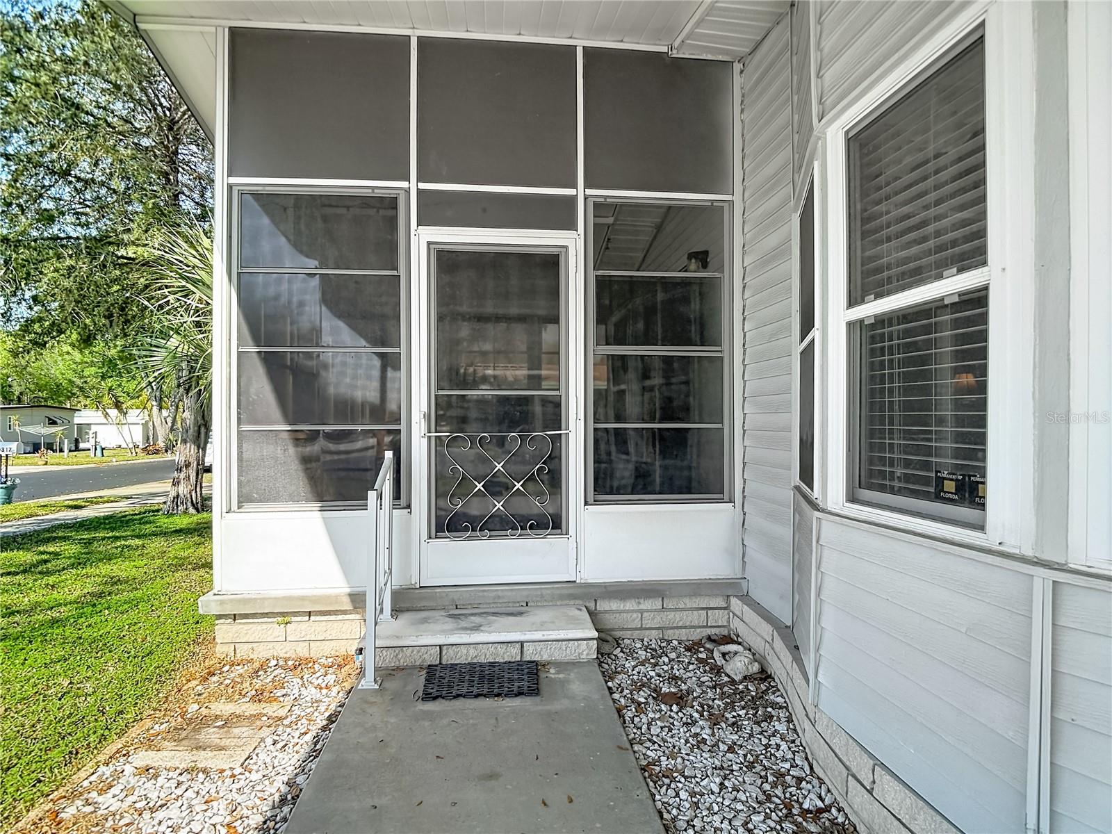 10321 Marinette Ave Property Photo 32