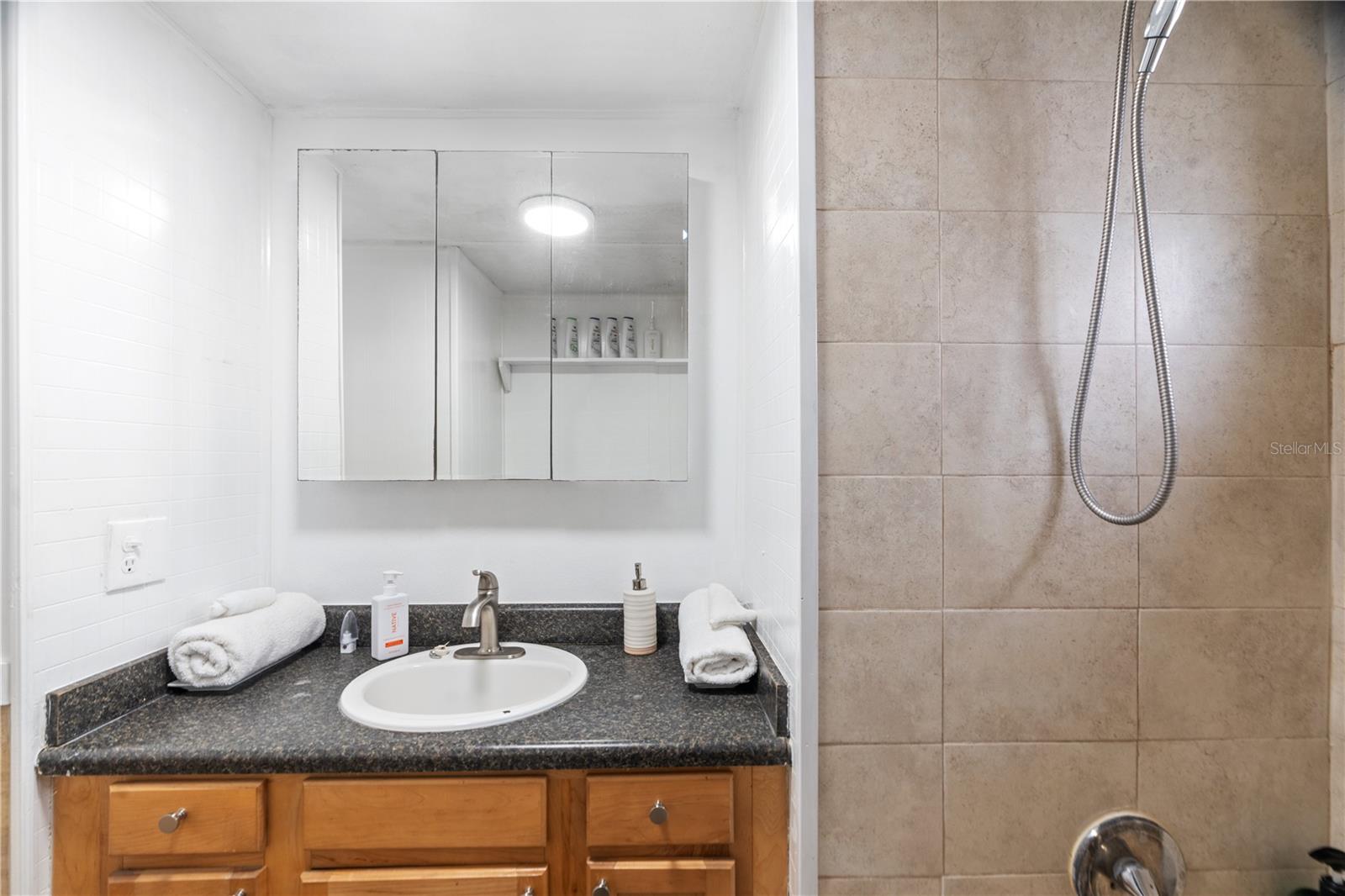 6501 Clark St Property Photo 8